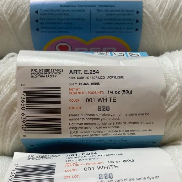 RED HEART•Baby Fingering Yarn•bundle of 5 Vintage - Picture 3 of 6